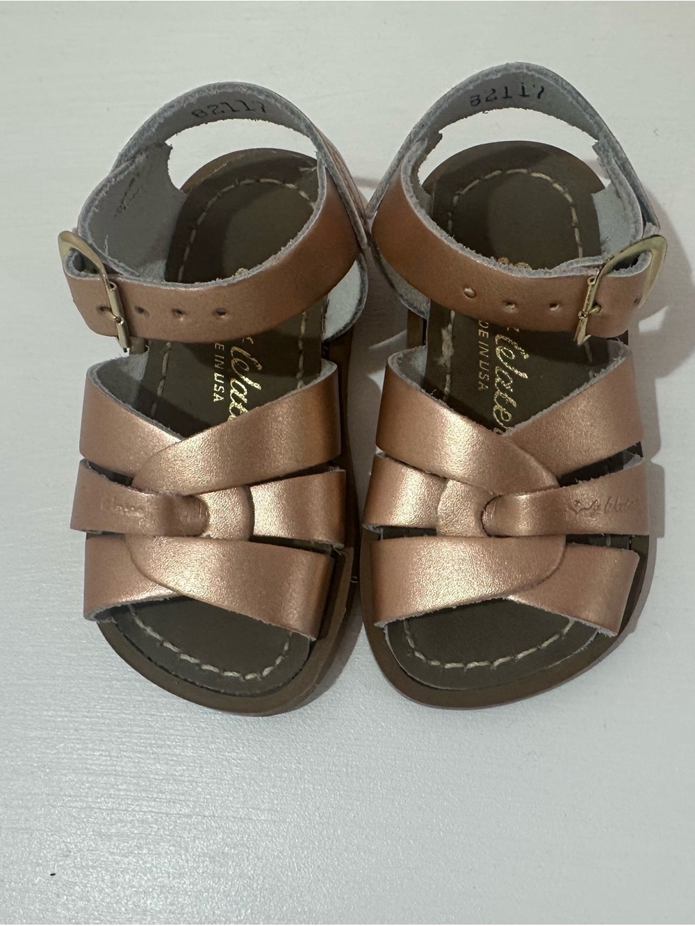 Sun San salt water Rose gold sandals size 5 nwot